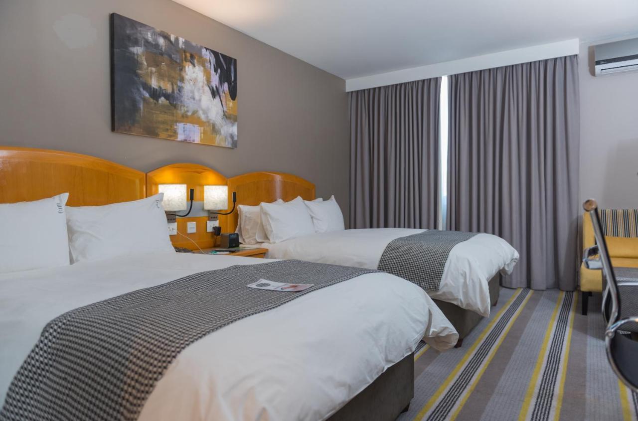 Holiday Inn - Mutare By Ihg Εξωτερικό φωτογραφία