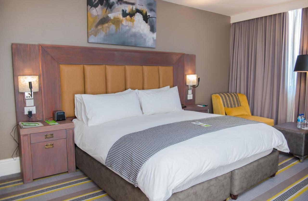Holiday Inn - Mutare By Ihg Εξωτερικό φωτογραφία