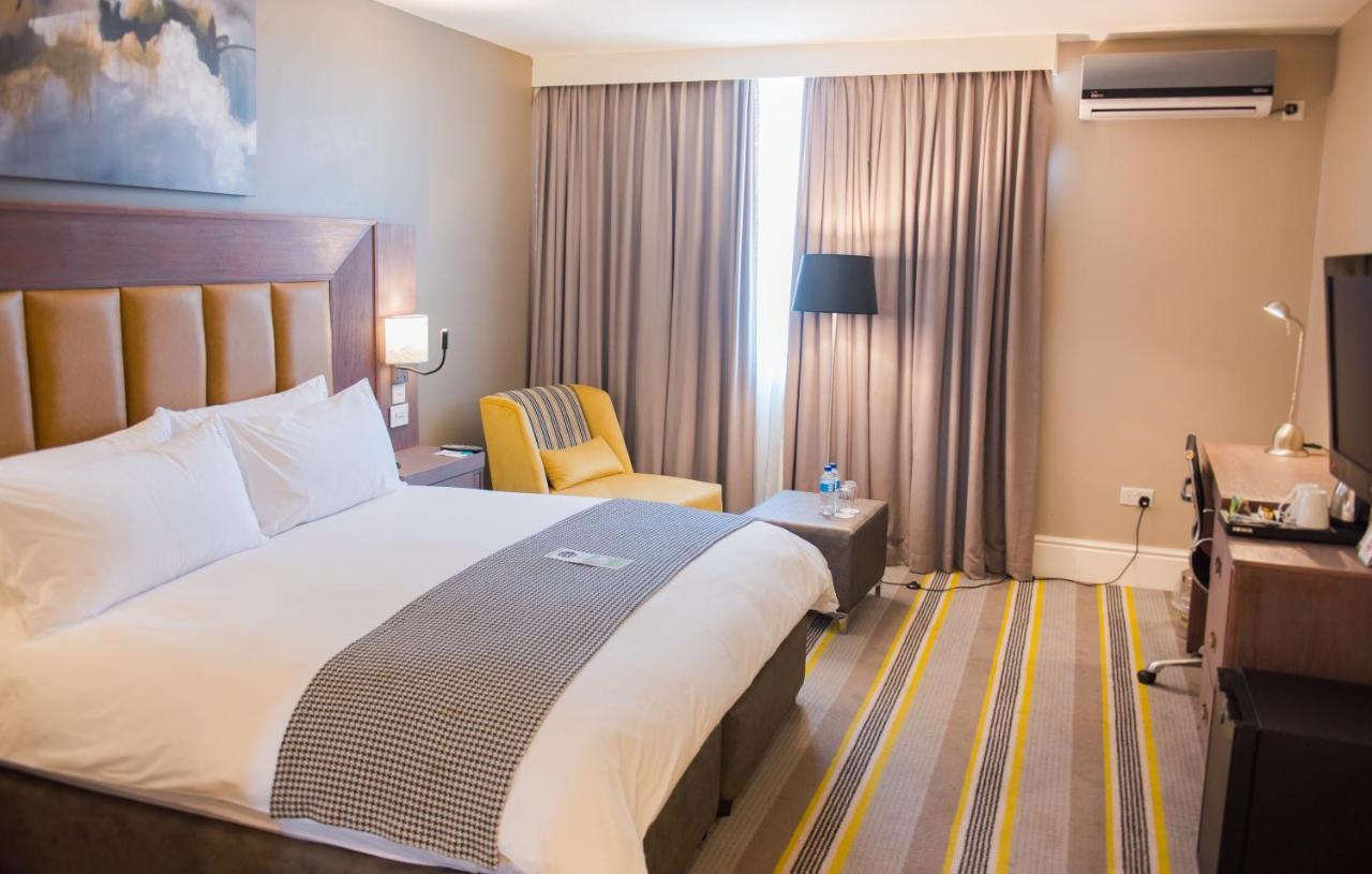 Holiday Inn - Mutare By Ihg Εξωτερικό φωτογραφία