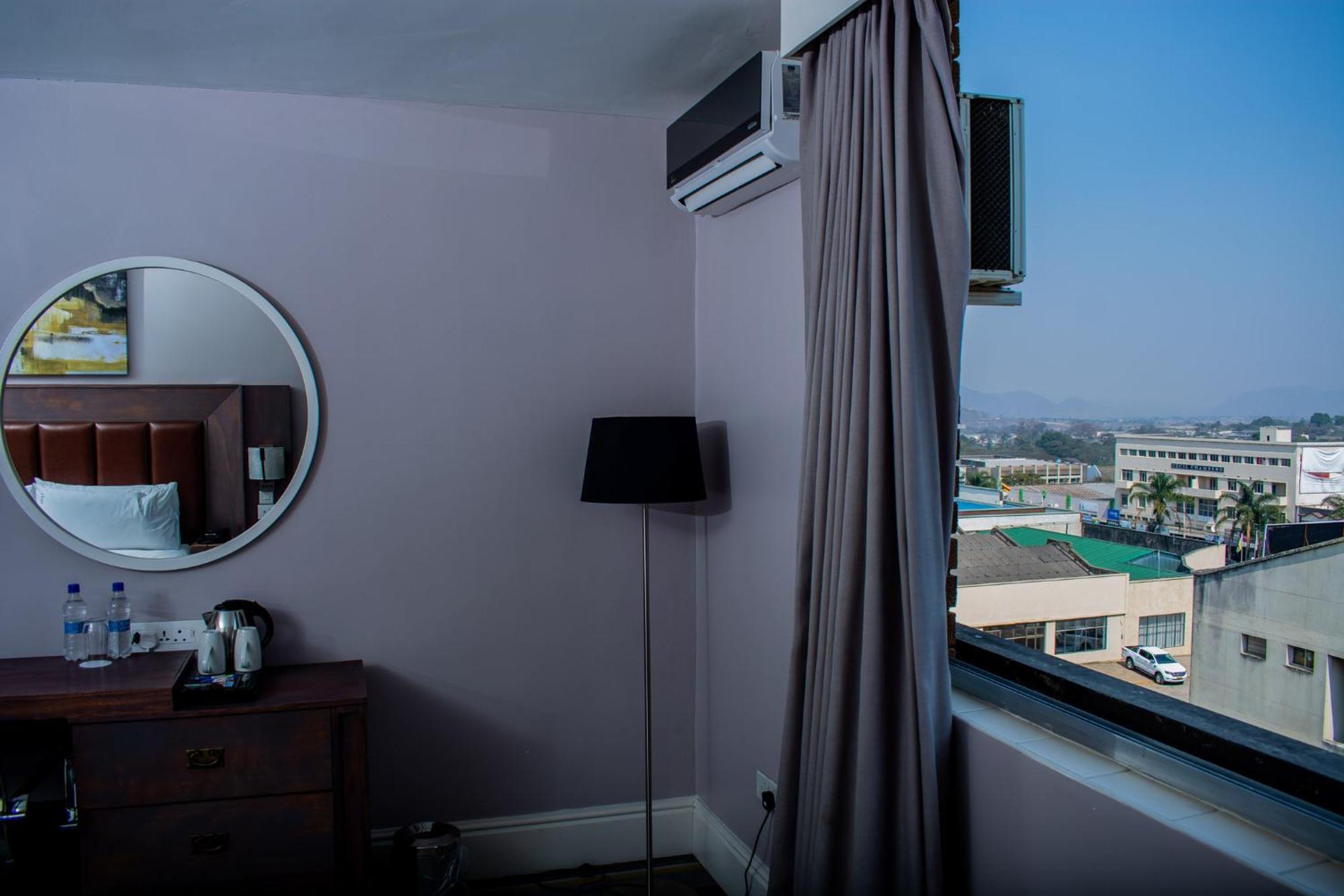 Holiday Inn - Mutare By Ihg Εξωτερικό φωτογραφία