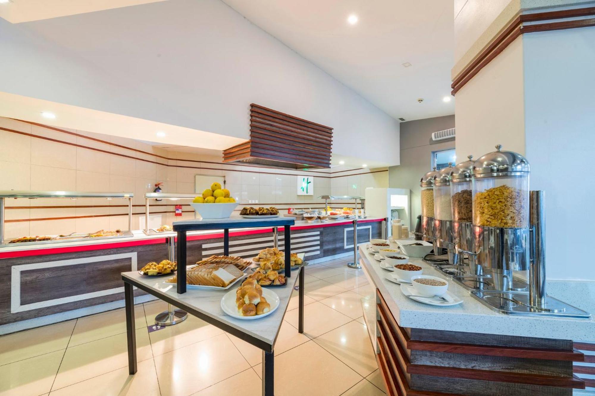 Holiday Inn - Mutare By Ihg Εξωτερικό φωτογραφία