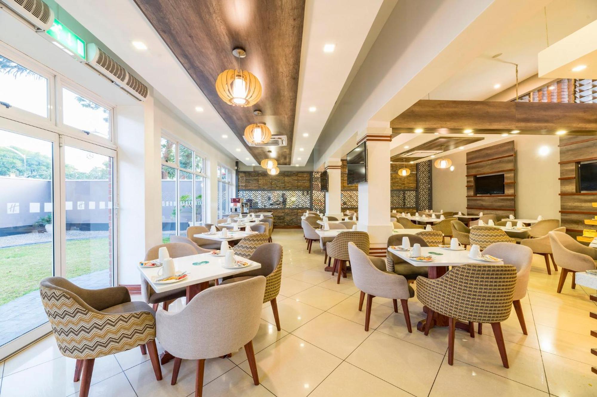 Holiday Inn - Mutare By Ihg Εξωτερικό φωτογραφία